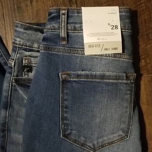 KanCan Jeans 9/28